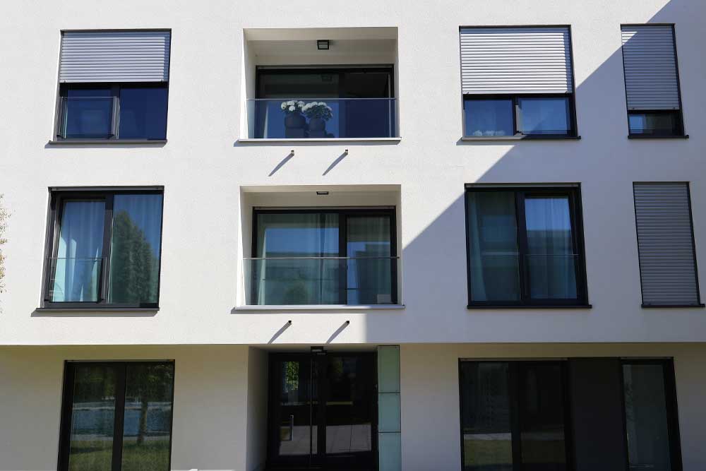 Hausfassade nach algenfiX Fassadenwäsche in Landau in der Pfalz