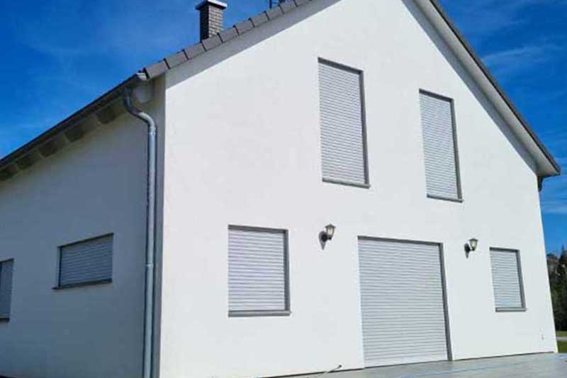 Einfamilienhaus Fassade nachher Ergebnis algenfX Fassadenreinigung