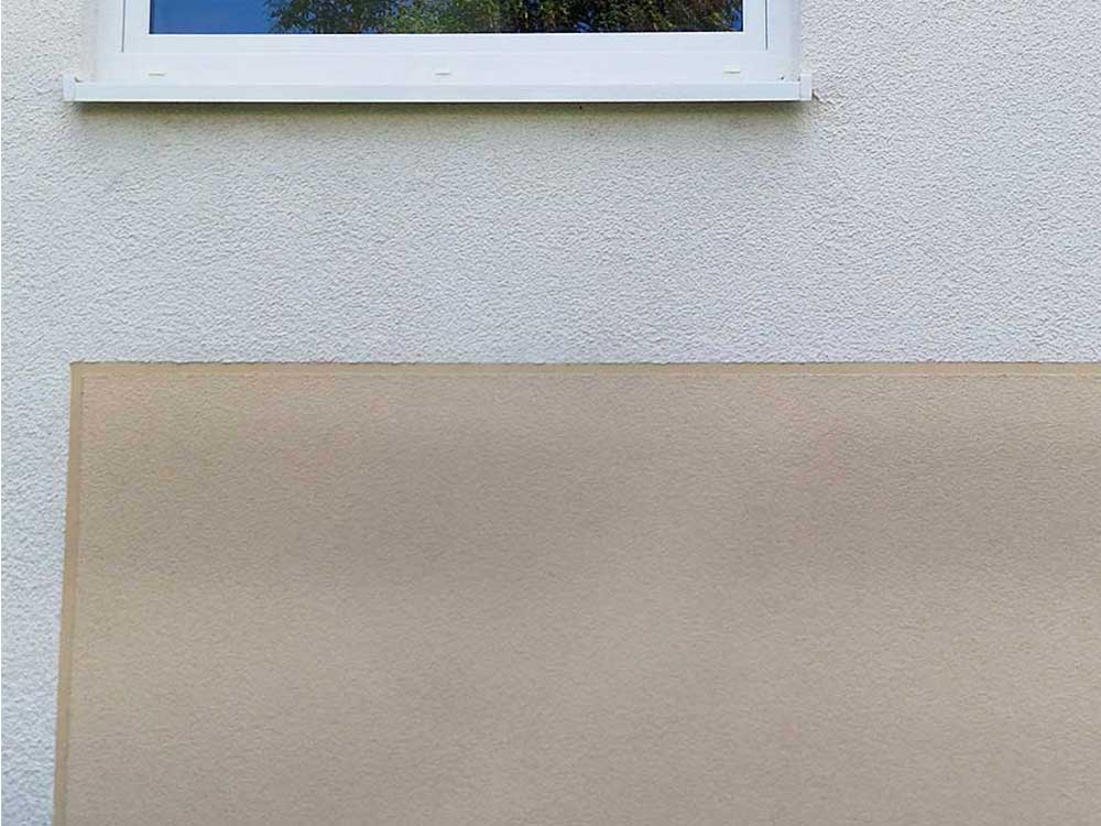 Fassade am Einfamilienhaus nach der Reinigung