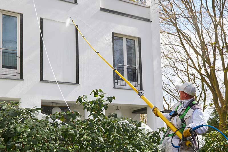 Fassadenreinigung in 73760 Ostfildern von Firma algenfiX