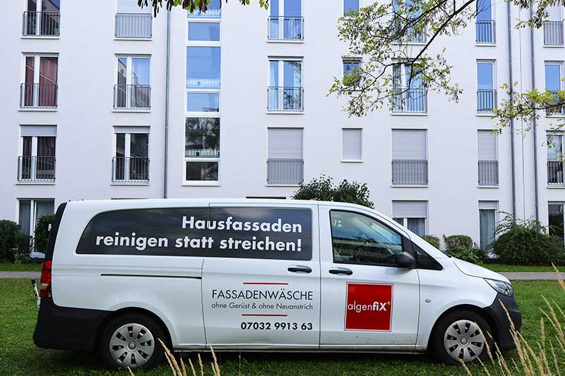 Professionelle Fassadenreinigung in 70794 Filderstadt von Meisterbetrieb algenfiX