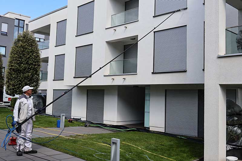 Fassadenreinigung in Bad Wildbad von Firma algenfiX