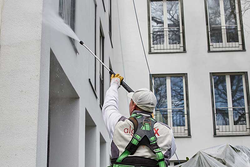 Fassadenreinigung in Murr von Firma algenfiX